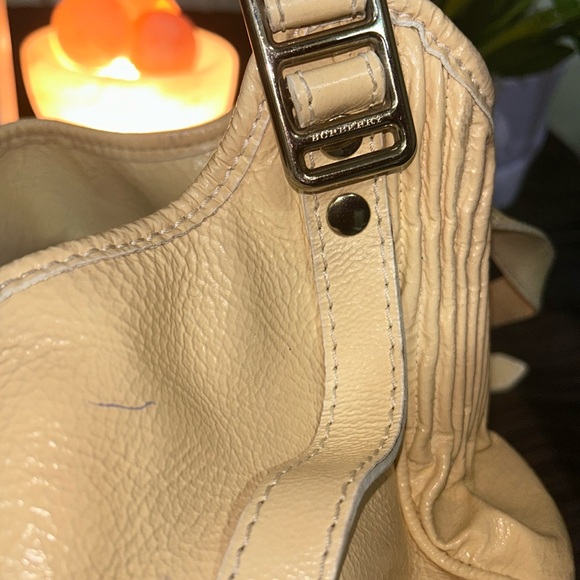 Burberry Cream Patent Leather Crossbody/ Hand Bag- Vintage Project Piece - Picture 15 of 17